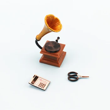 1 Bucată De Simulare Mini Foarfece De Metal Fonograf Calculator Jucarii Model 1:12 Casă De Păpuși În Miniatură