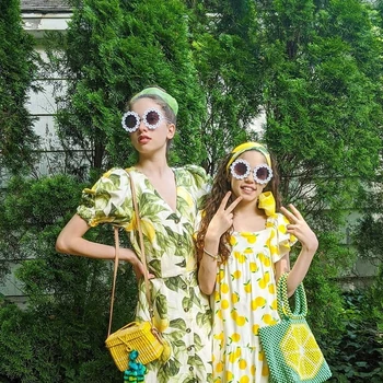 Stil De Moda Rotund Rama Cu Flori Ochelari De Soare Femei Retro Plaja Amuzant Ochelari De Soare Pahare Personalizate